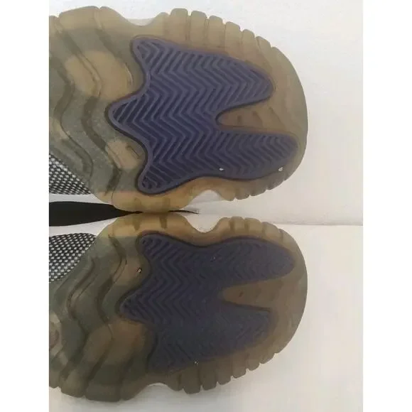 Nike Air Jordan, Retro 11 Concord, Youth Size 5Y, 378038-100, Year 2018, No Box - Picture 8 of 10